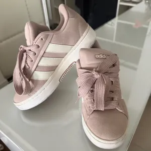 Adidas cloudfoam confort ženske patike