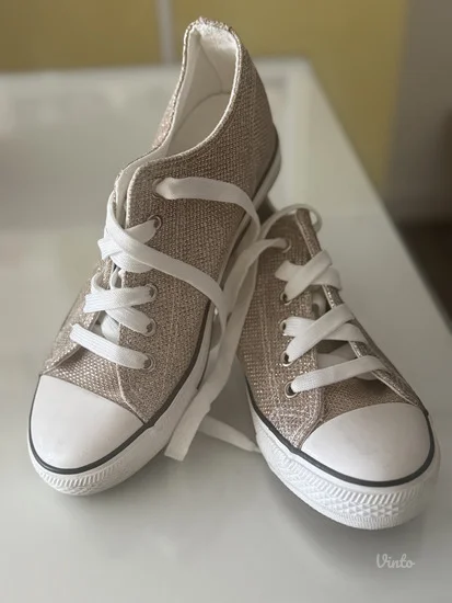 Šljokičave patike NOVO