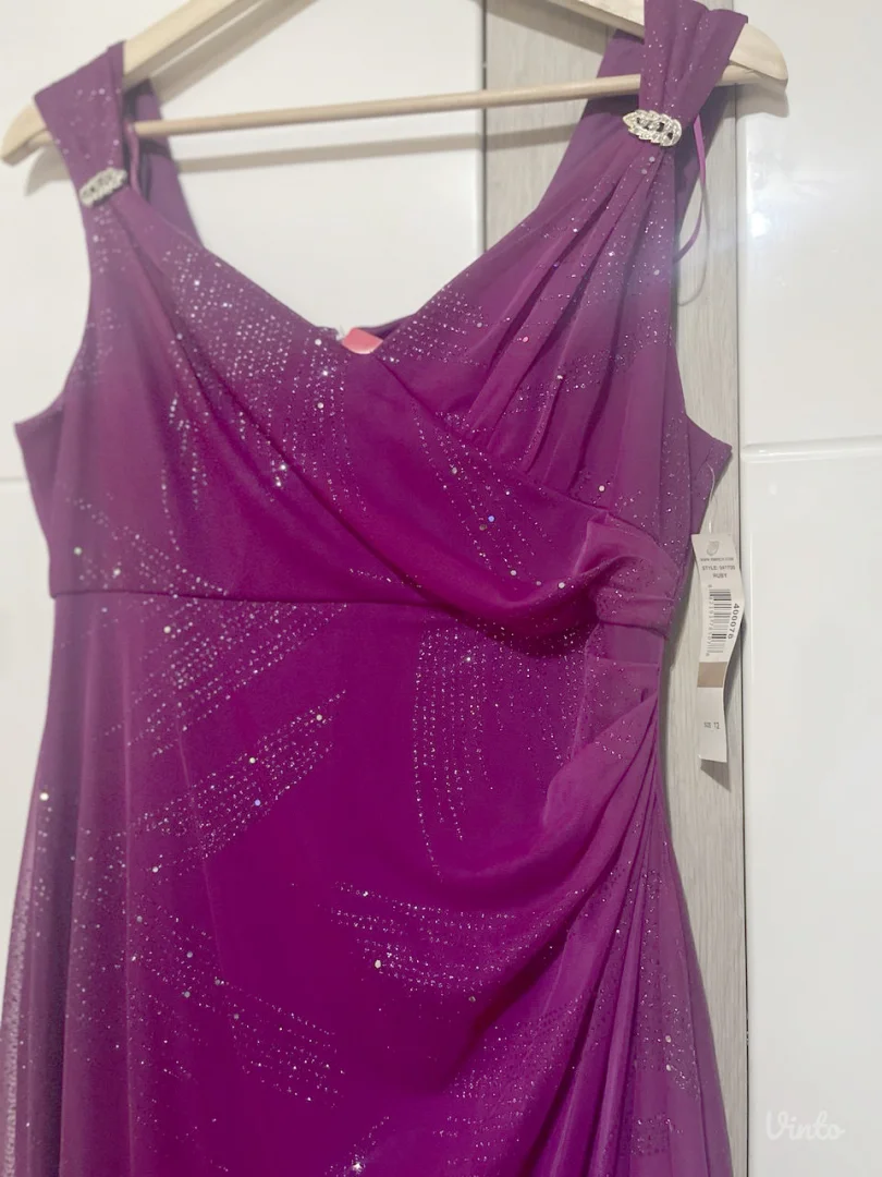 Svečana haljina sa etiketom