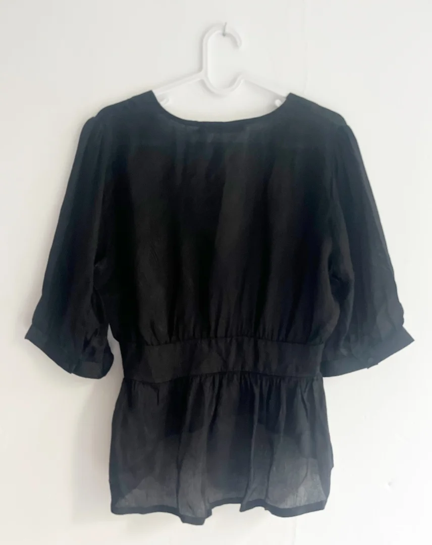 Crna bluza vel.36, viskoza