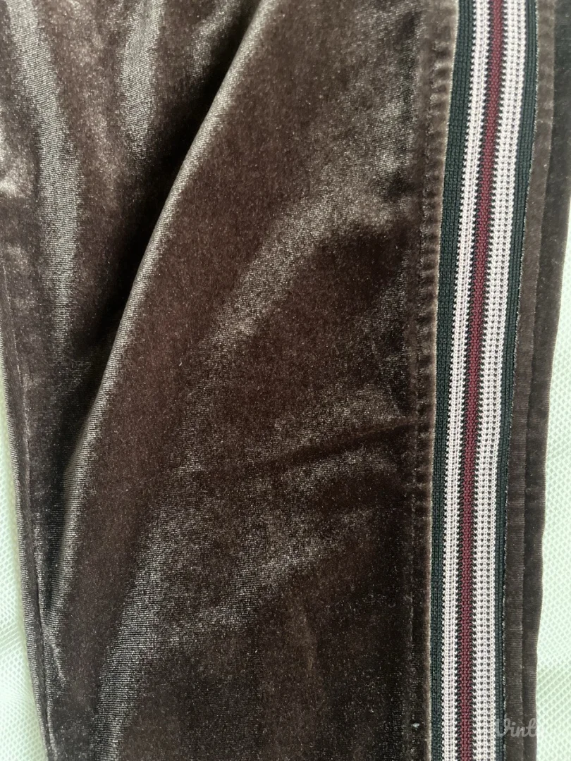 Esprit trenerka vel. S