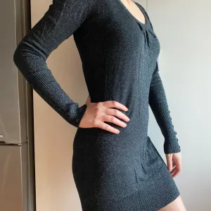 Haljina sa šljokicama