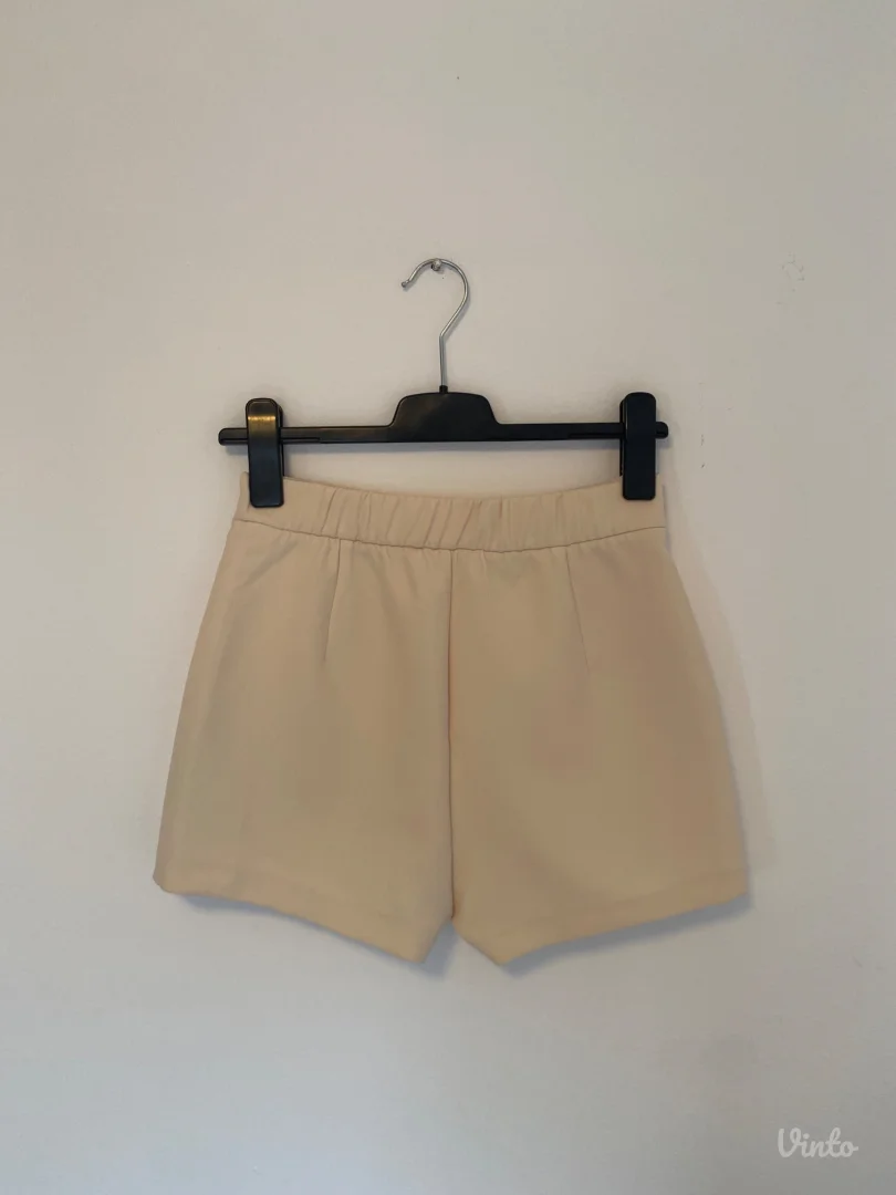 Bershka - krem skort