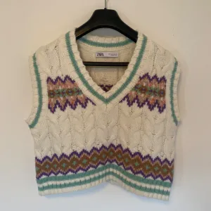 Zara - pleteni prsluk