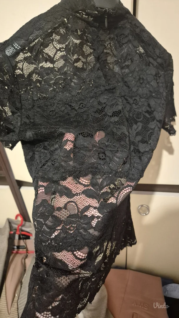 Guess čipkani top XS