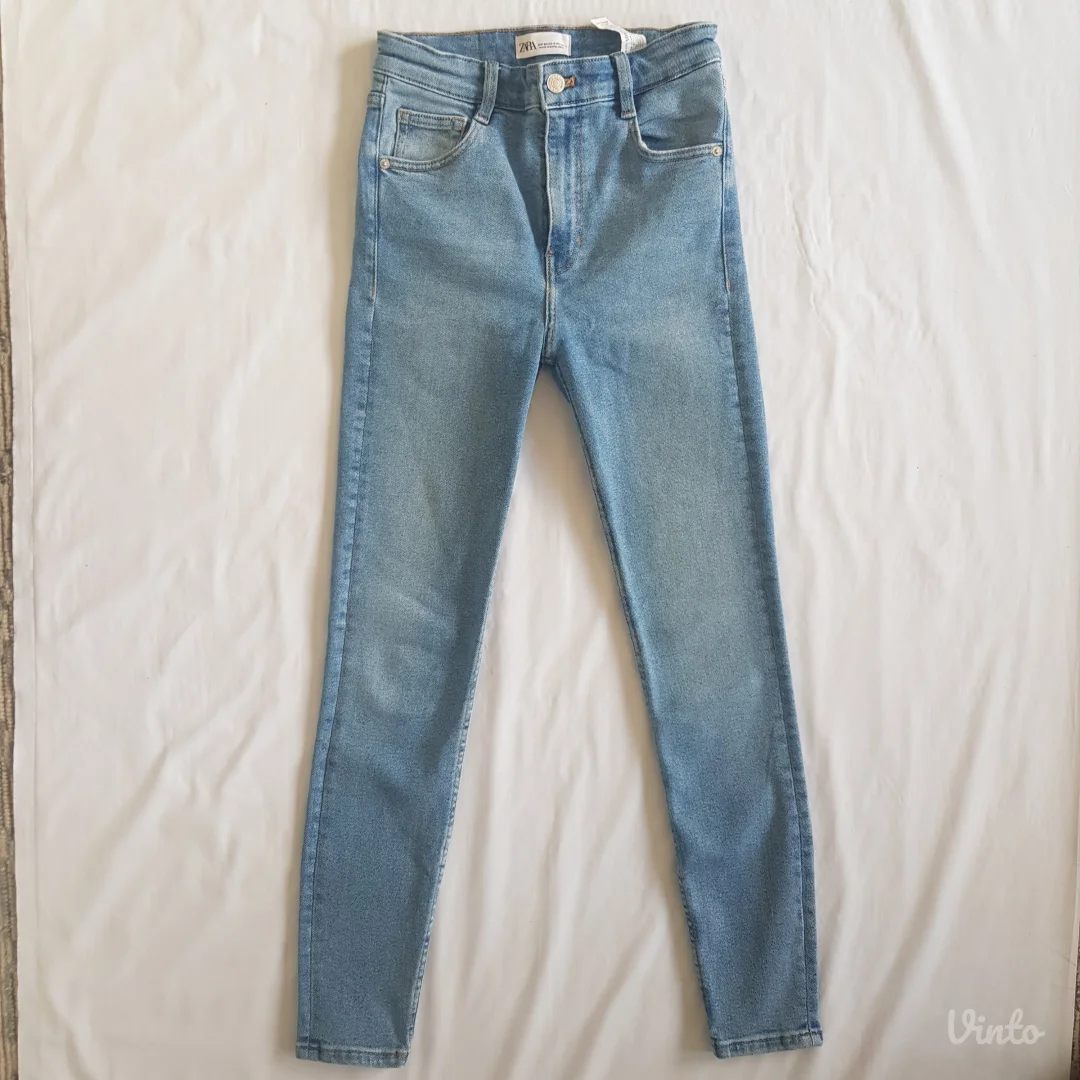 Zara skinny farmerke broj 36