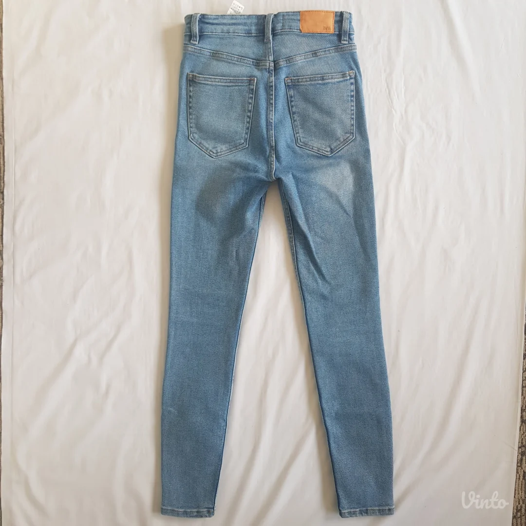 Zara skinny farmerke broj 36