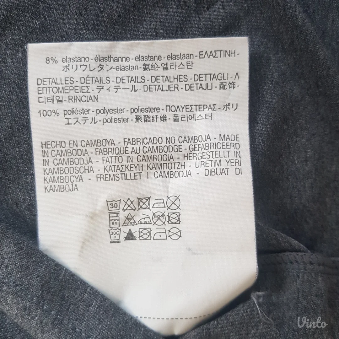 Bershka sportska majica sa otvorenom ledjima