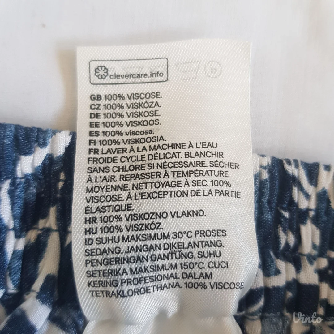 H&M suknja sa dzepovima