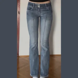 Bershka farmerke