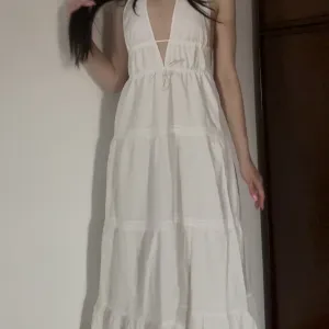 Bershka maxi haljina