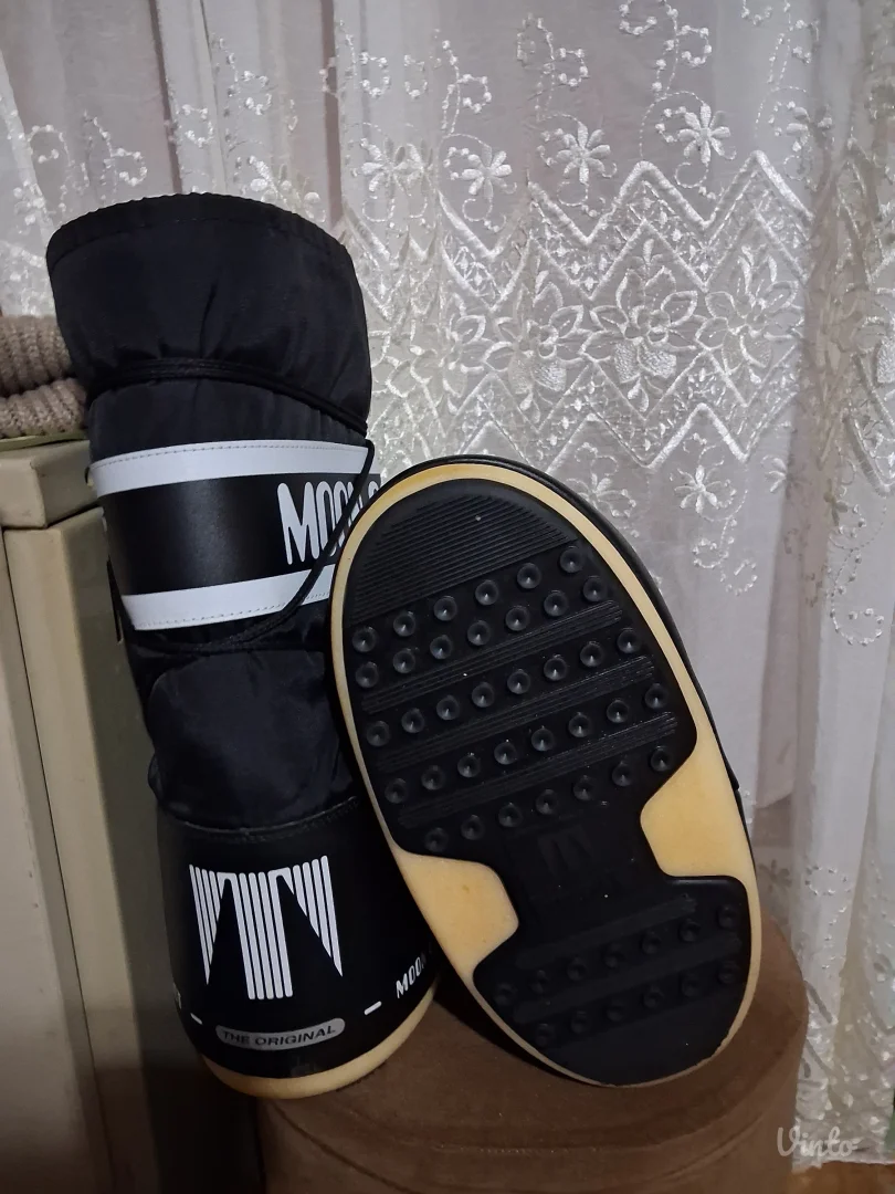 MOON BOOT original
