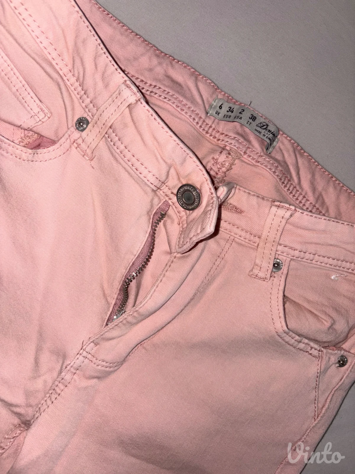 Roze farmerke