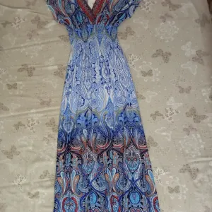 Haljina vel S/M nova