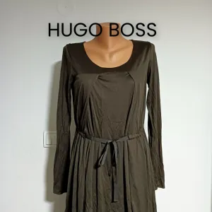 HUGO BOSS haljina cista SVILA
