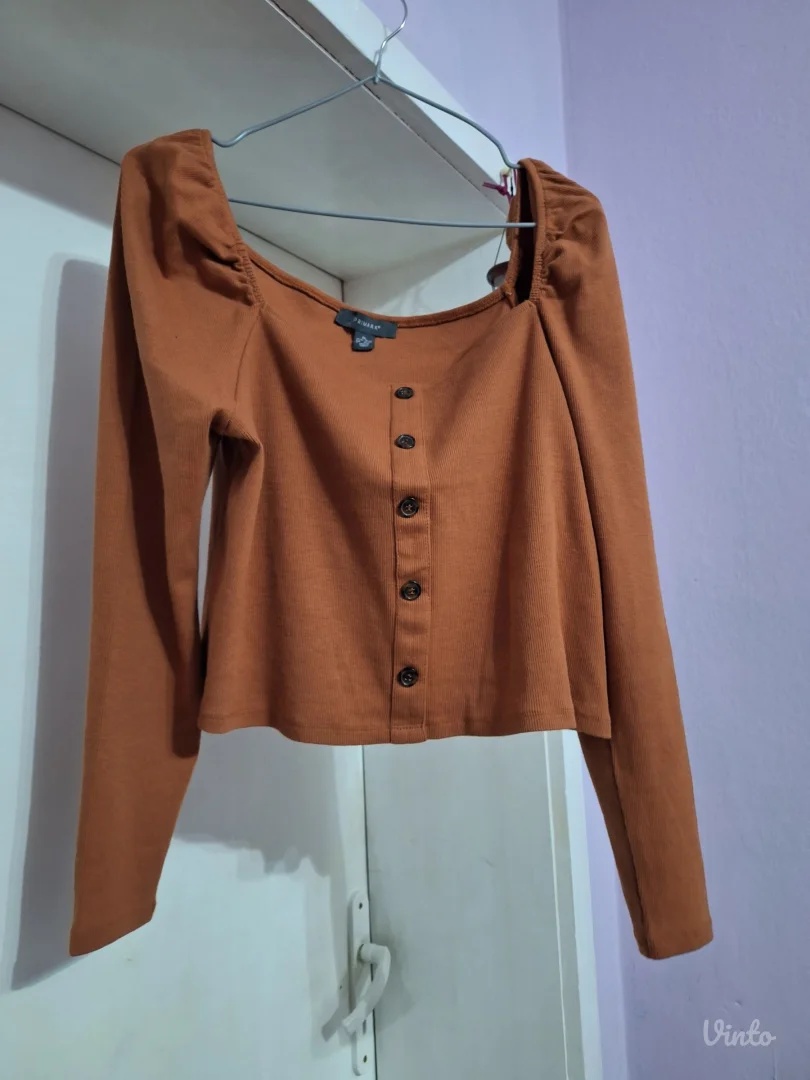 Primark majica sa četvrtastim izrezom NOVO