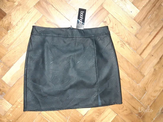 Boohoo mini kožna suknja NOVO