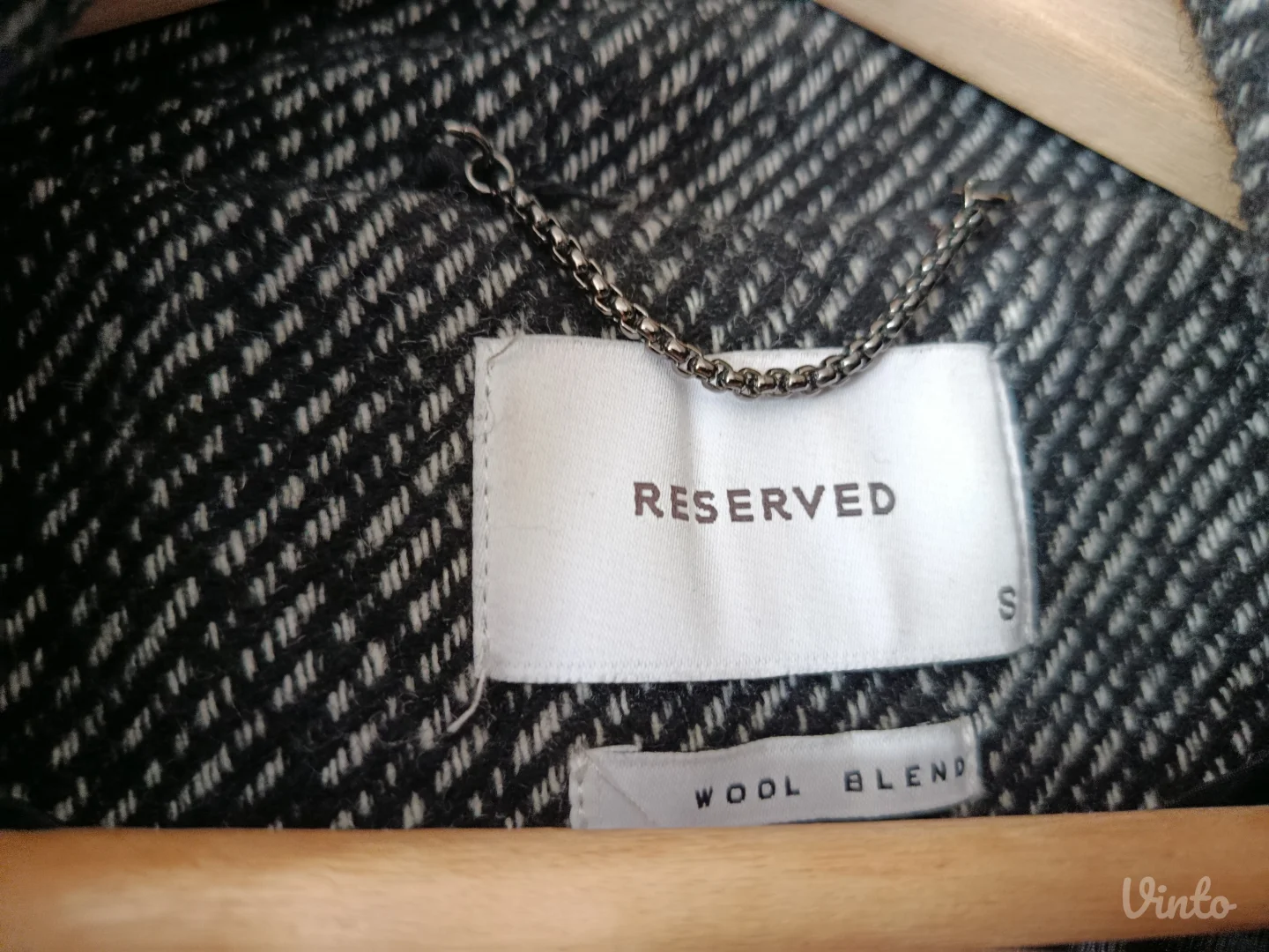 Kaput zenski, S vel, Reserved, kao novo