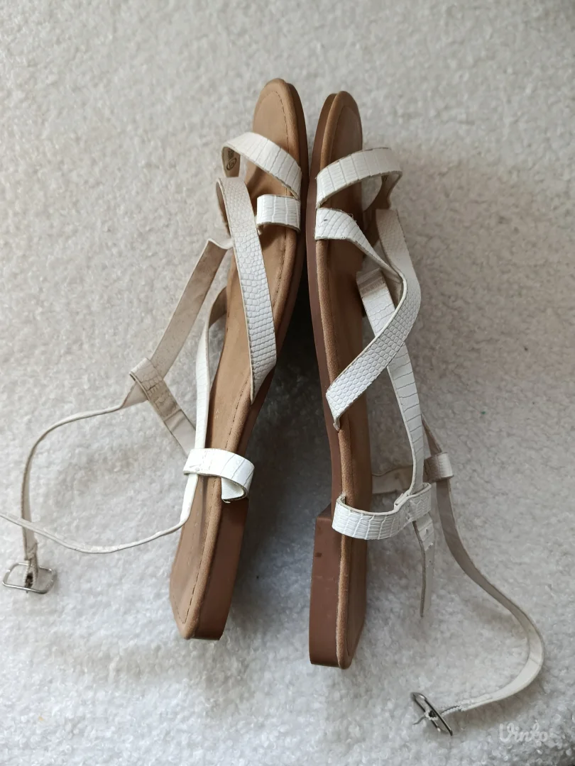 Sandale bele House, br.36