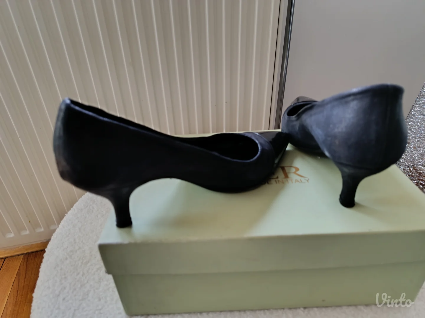 Crne kozne salonke Cler, br.36