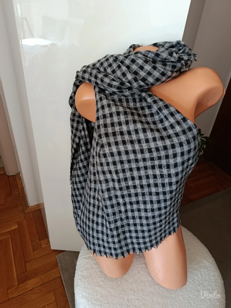 Zara sal karirani, crno/ sivo