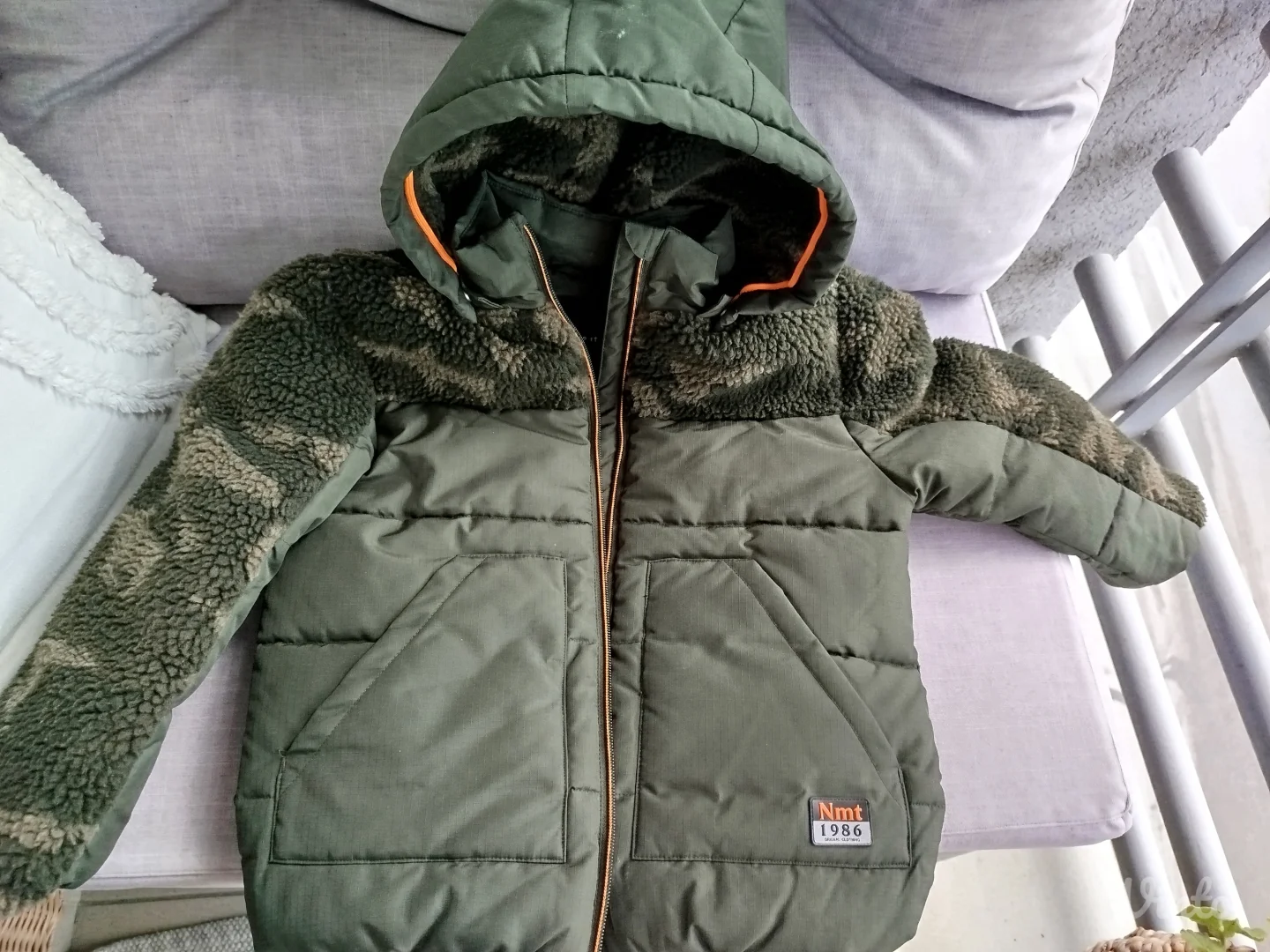 Zimska jakna za decake, vel.122, kao novo