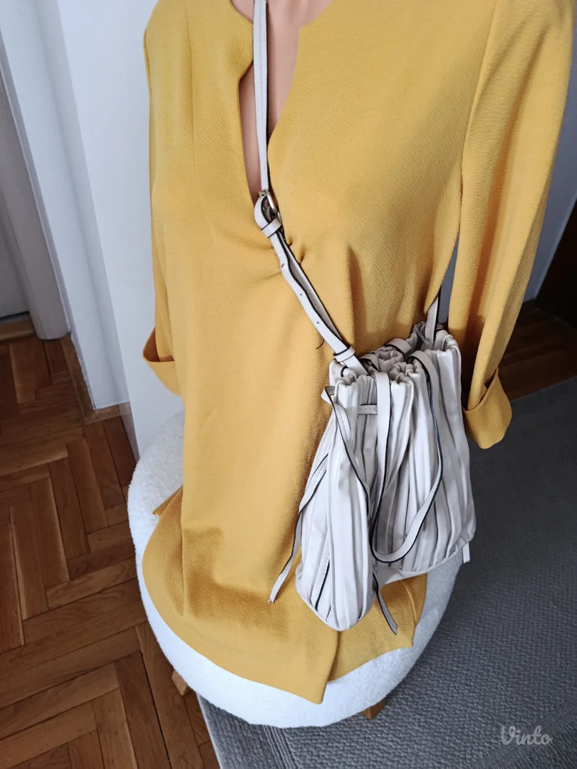 Zara haljina, S vel, oker zuta, kao nova