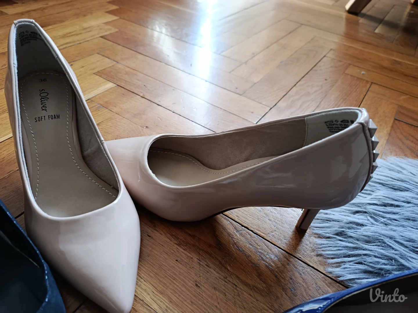 S' Oliver salonke,nude lakovan, br.36, NOVO