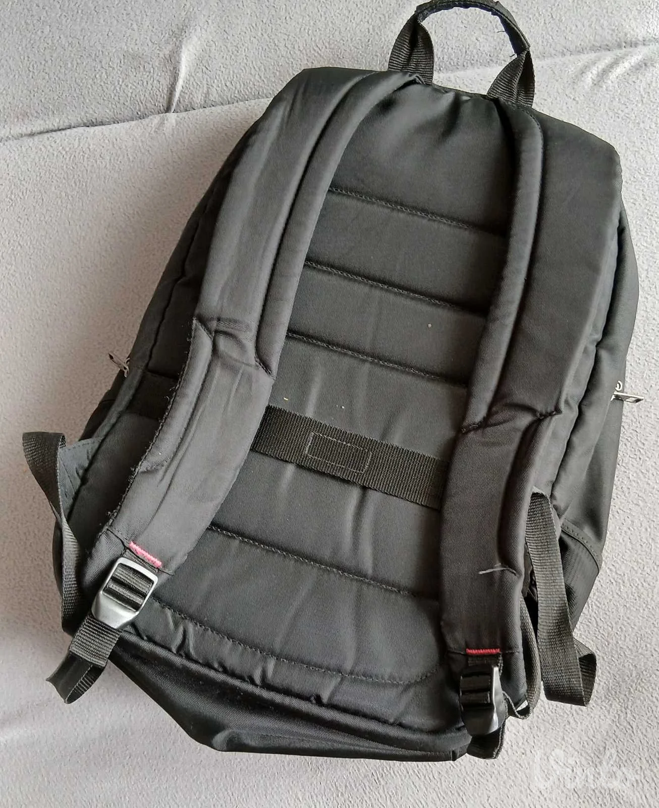 Samsonite crni ranac, kao novo