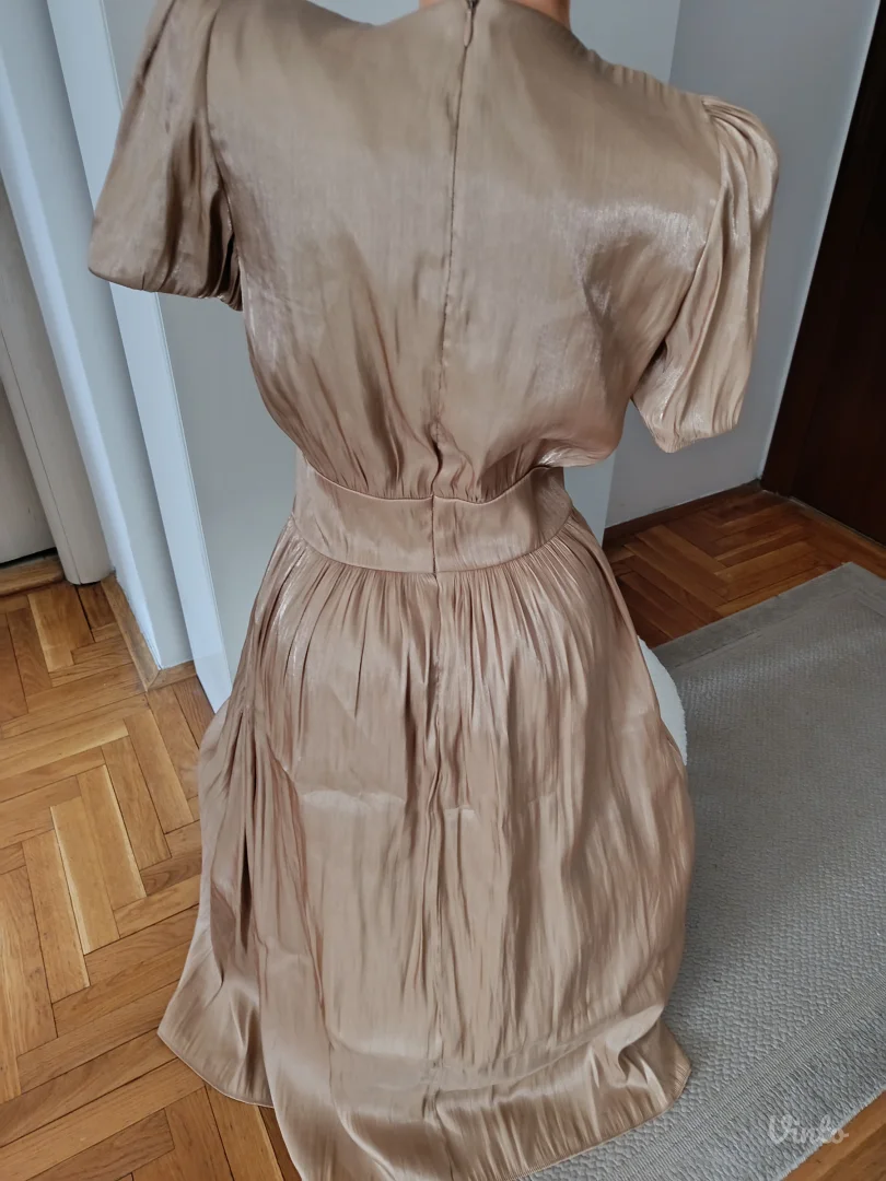 Zara zlatna haljina, vel.S
