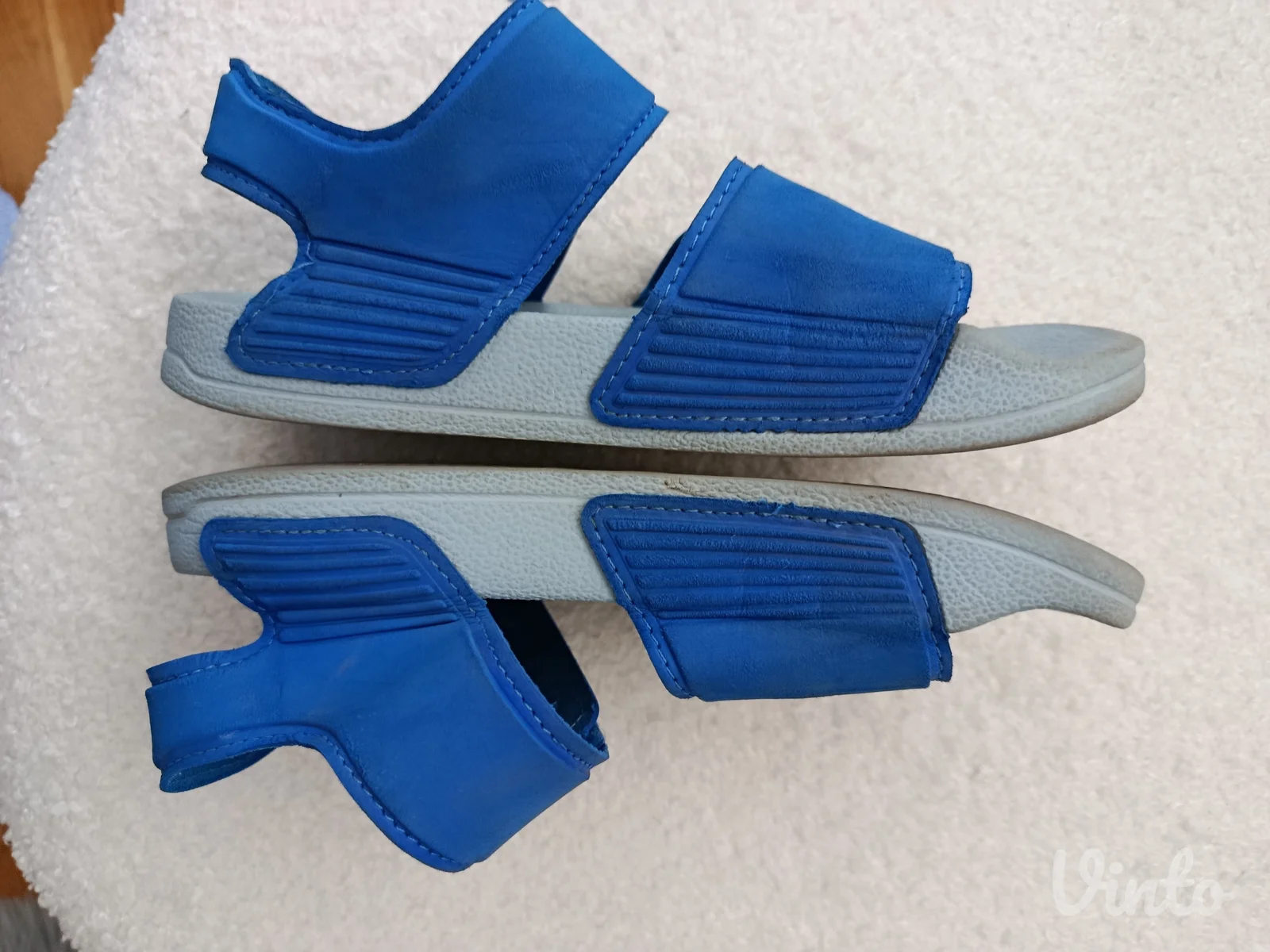 Adidas plave sandale za decake, br.32
