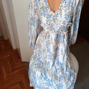 Cvetna lagana haljina dugih rukava, Temu, vel.S, NOVO
