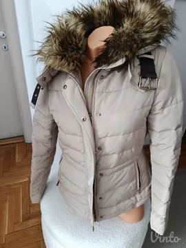 Zara basic ženska jakna, vel. S/M