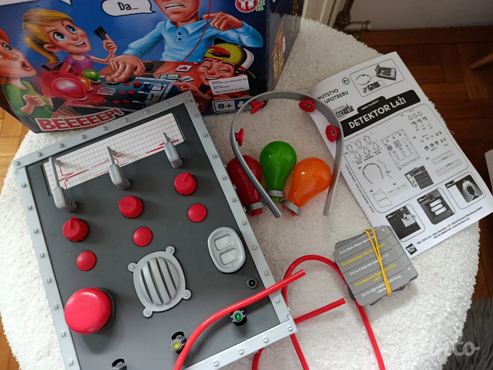 Drustvena igra Detektor lazi, 8+, kao novo