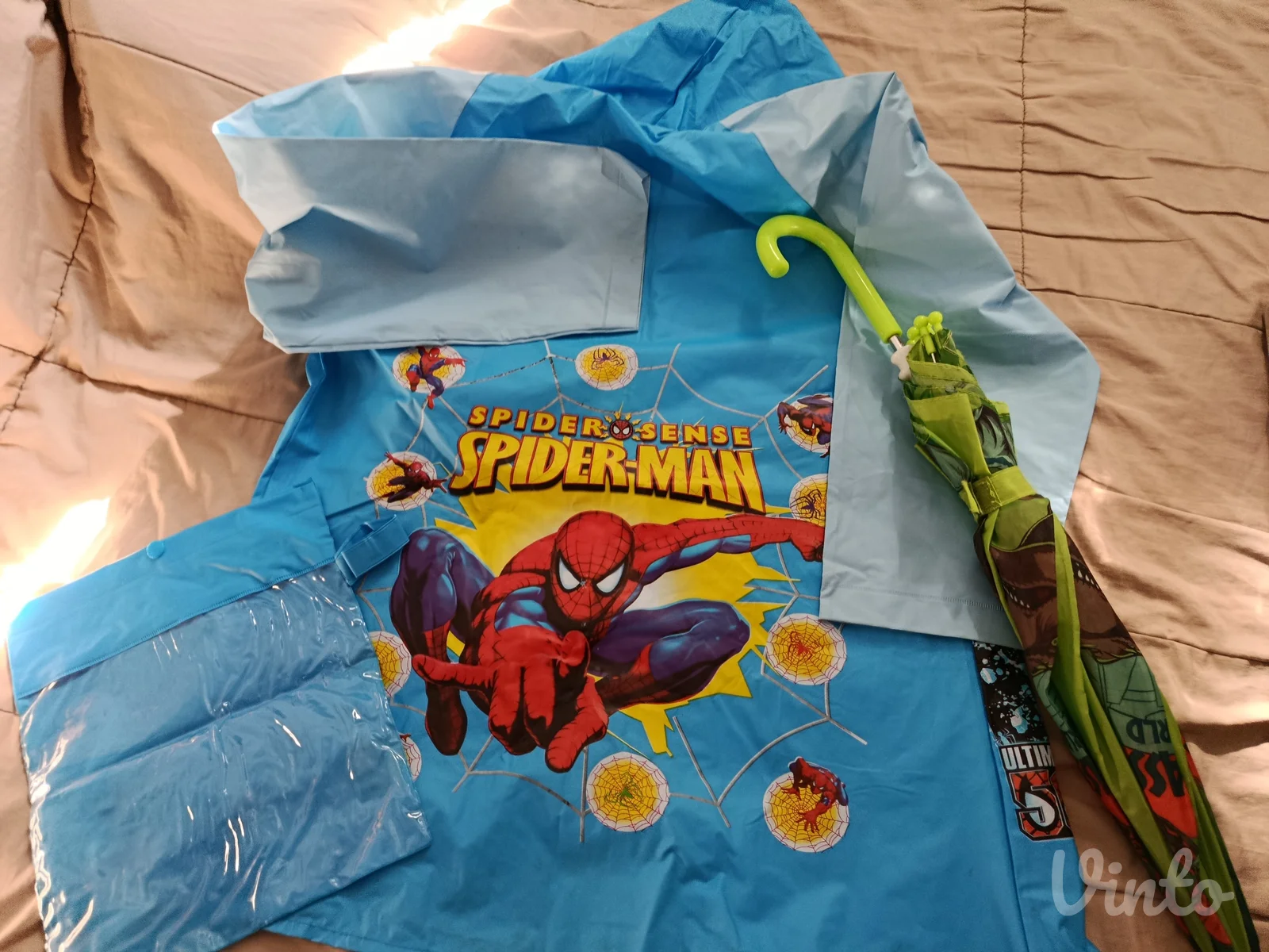 Kabanica Spiderman i kišobran za decaka 110-122