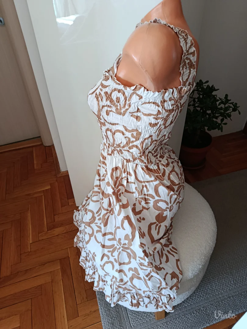 Cvetna letnja haljina na siroke bretele, S/ M