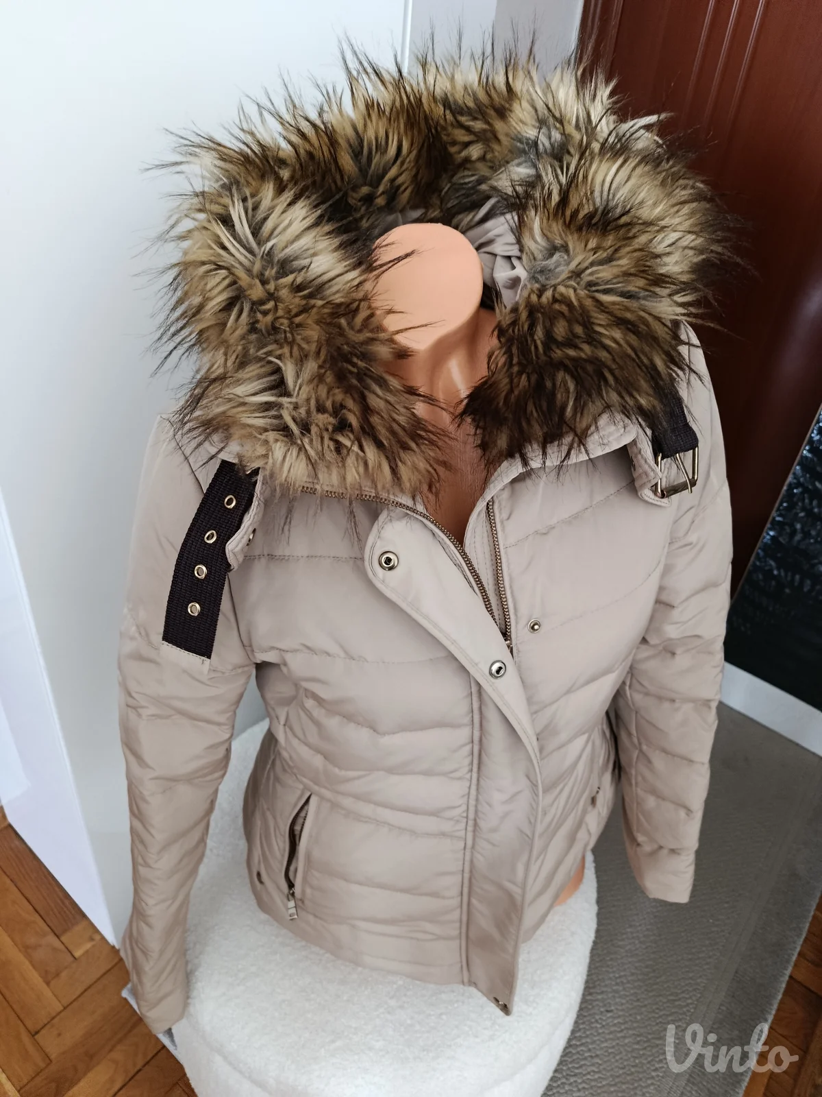 Zara basic ženska jakna, vel. S/M