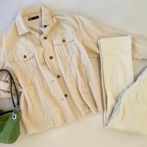 Komplet Massimo Dutti Pantalone i Zara Jakna