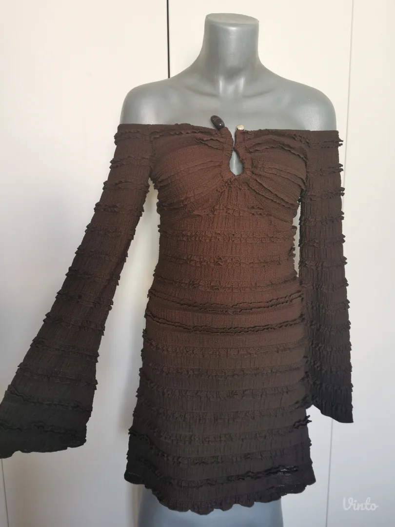 Nova haljina sa etiketom