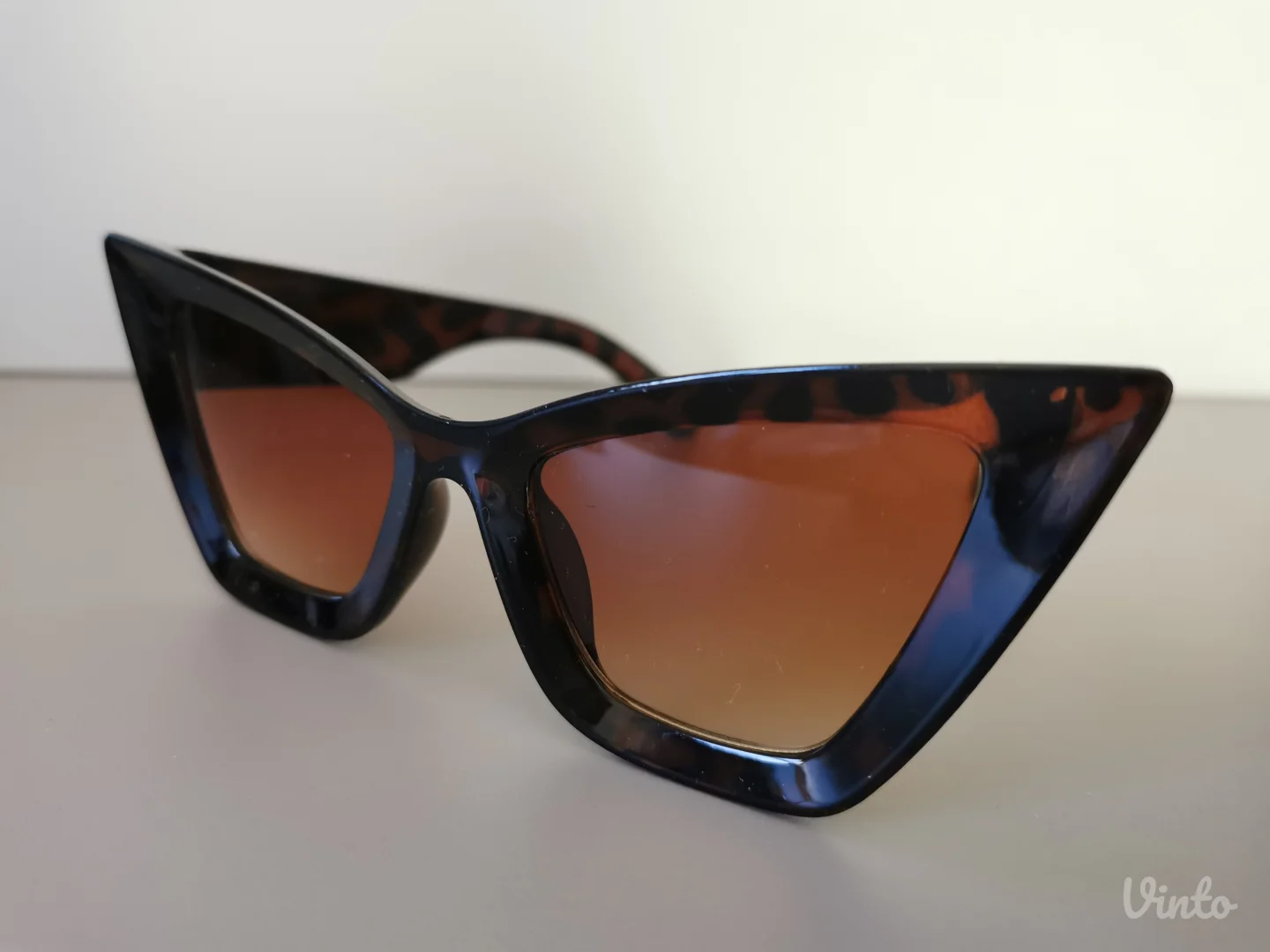 Nove naocare i mindjuse