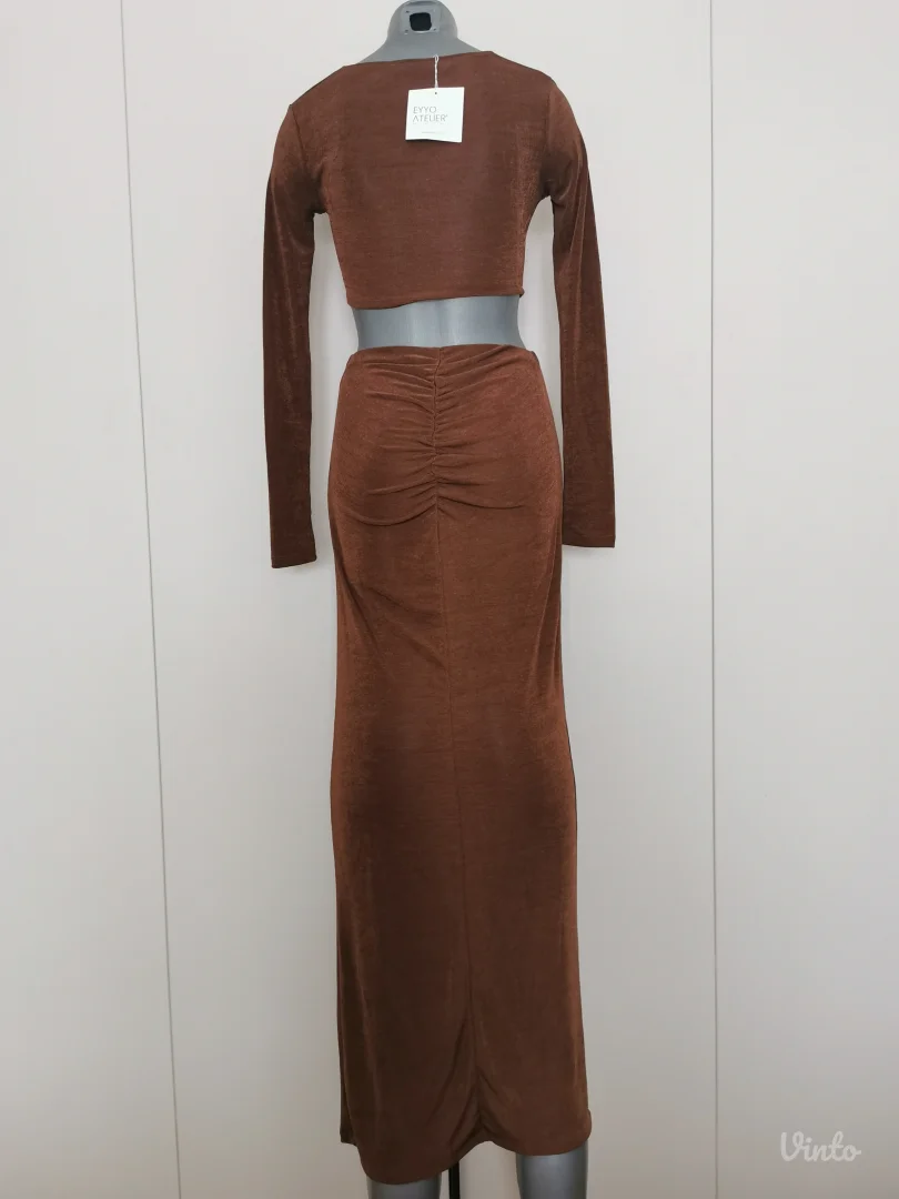 Nova haljina sa etiketom