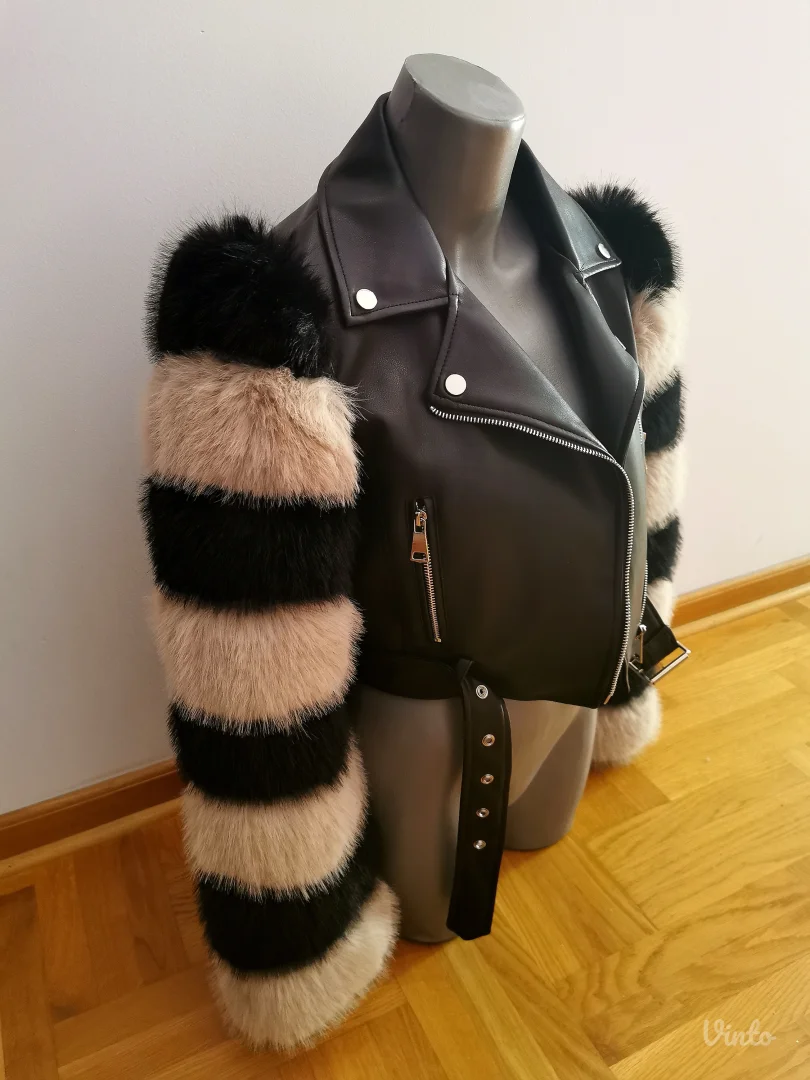 Nova jakna sa krznenim rukavima