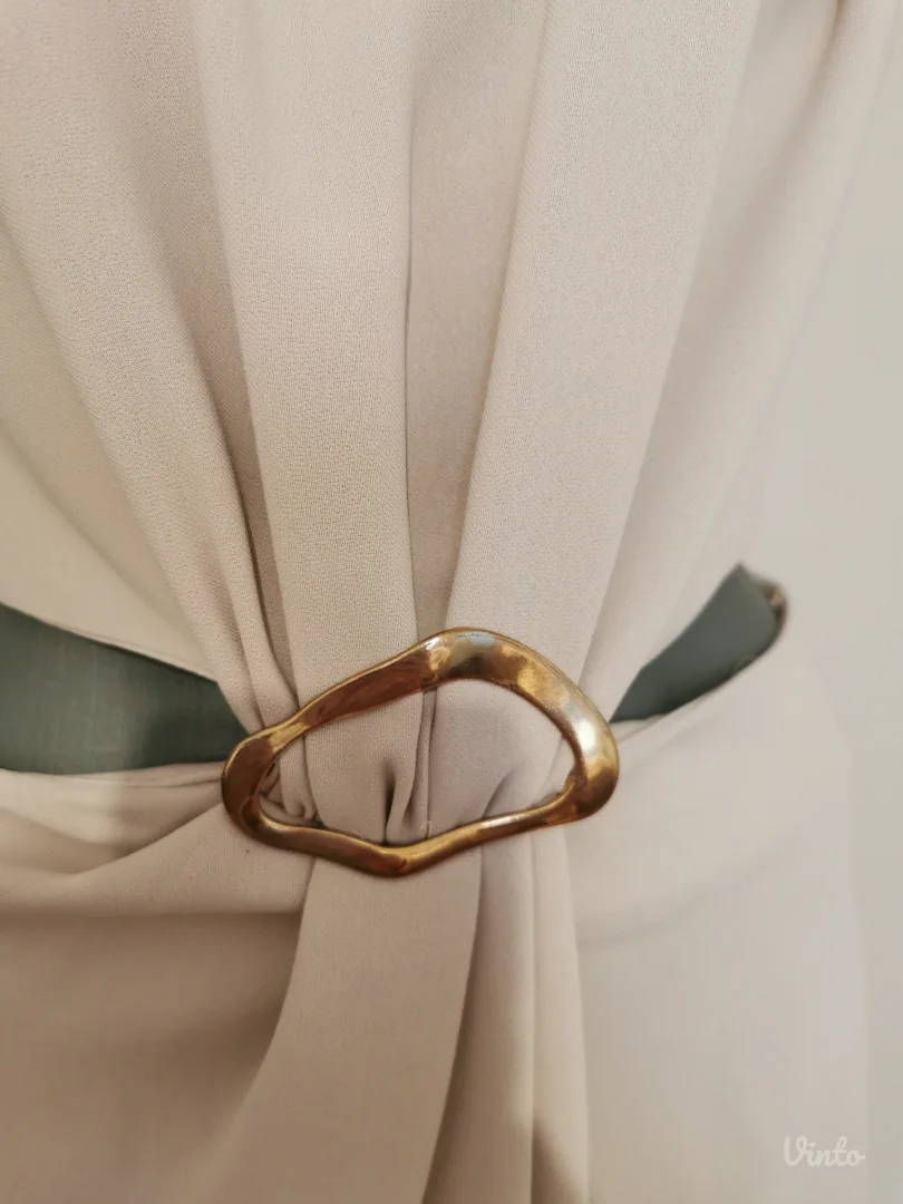 Zara haljina sa etiketom