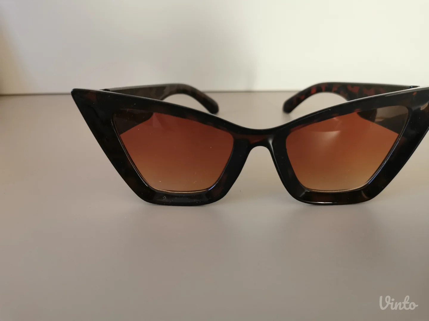 Nove naocare i mindjuse