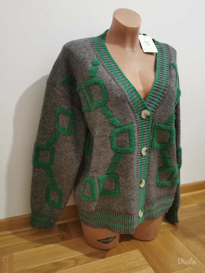 Nov dzemper sa etiketom