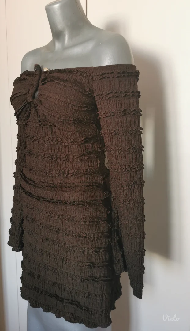 Nova haljina sa etiketom