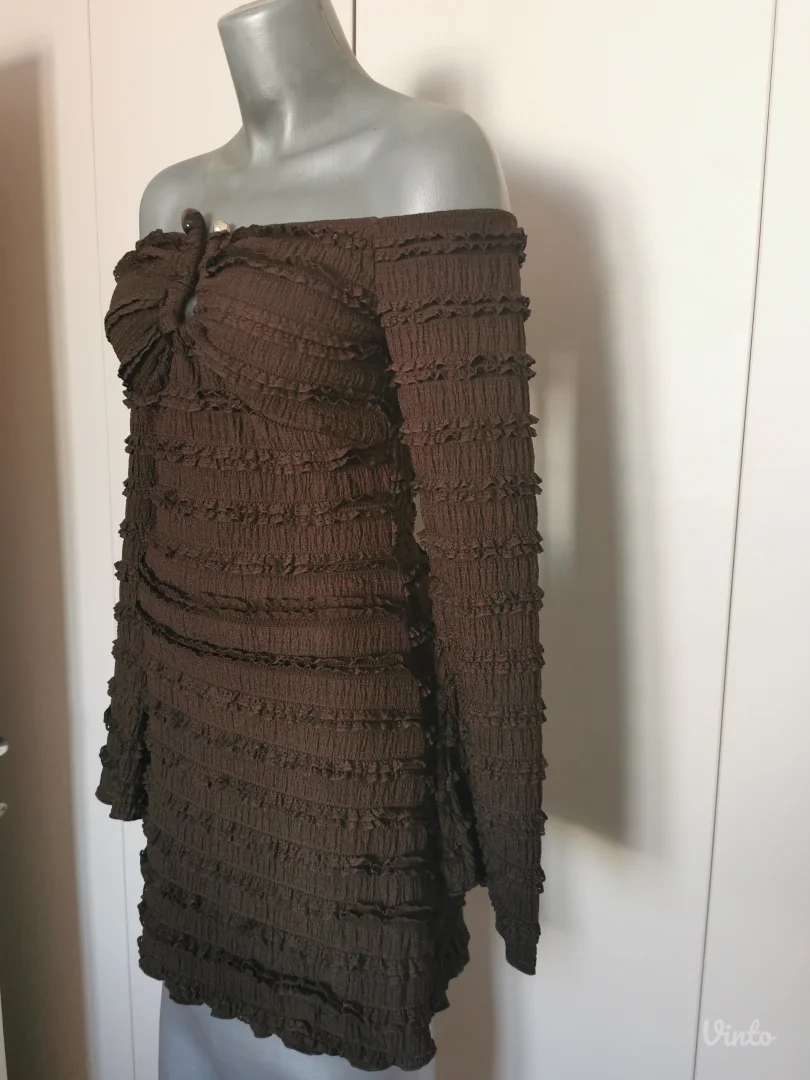 Nova haljina sa etiketom