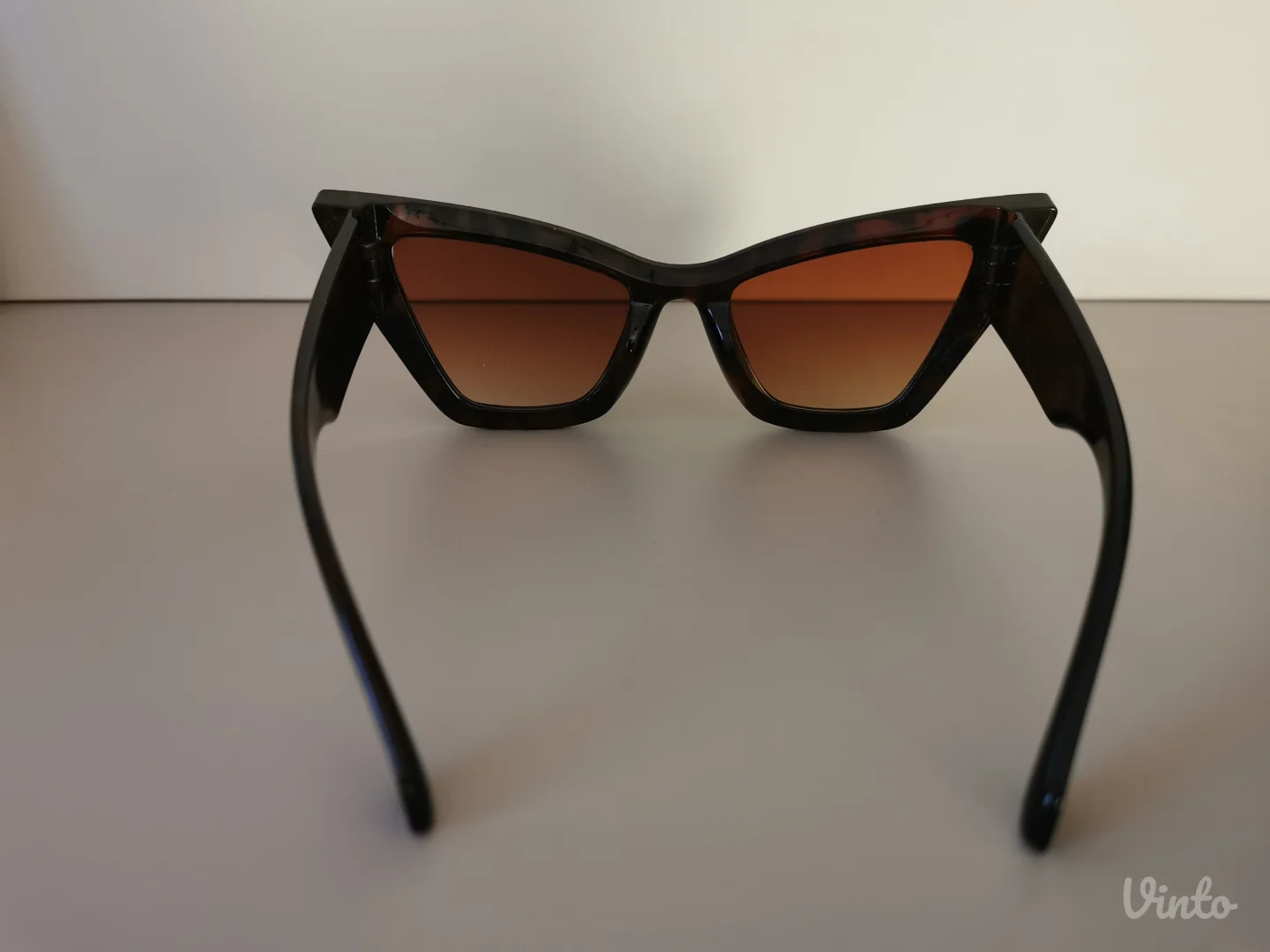 Nove naocare i mindjuse