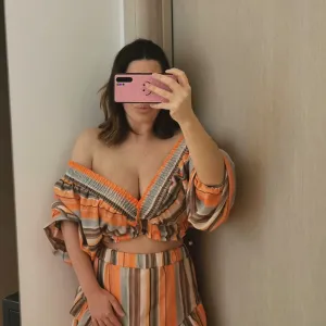 Nov komplet sa etiketom