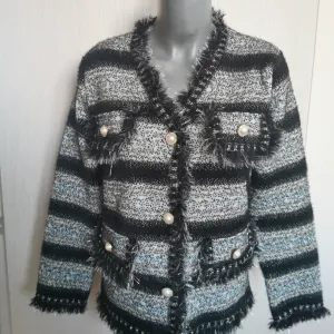 Nov dzemper sa etiketom